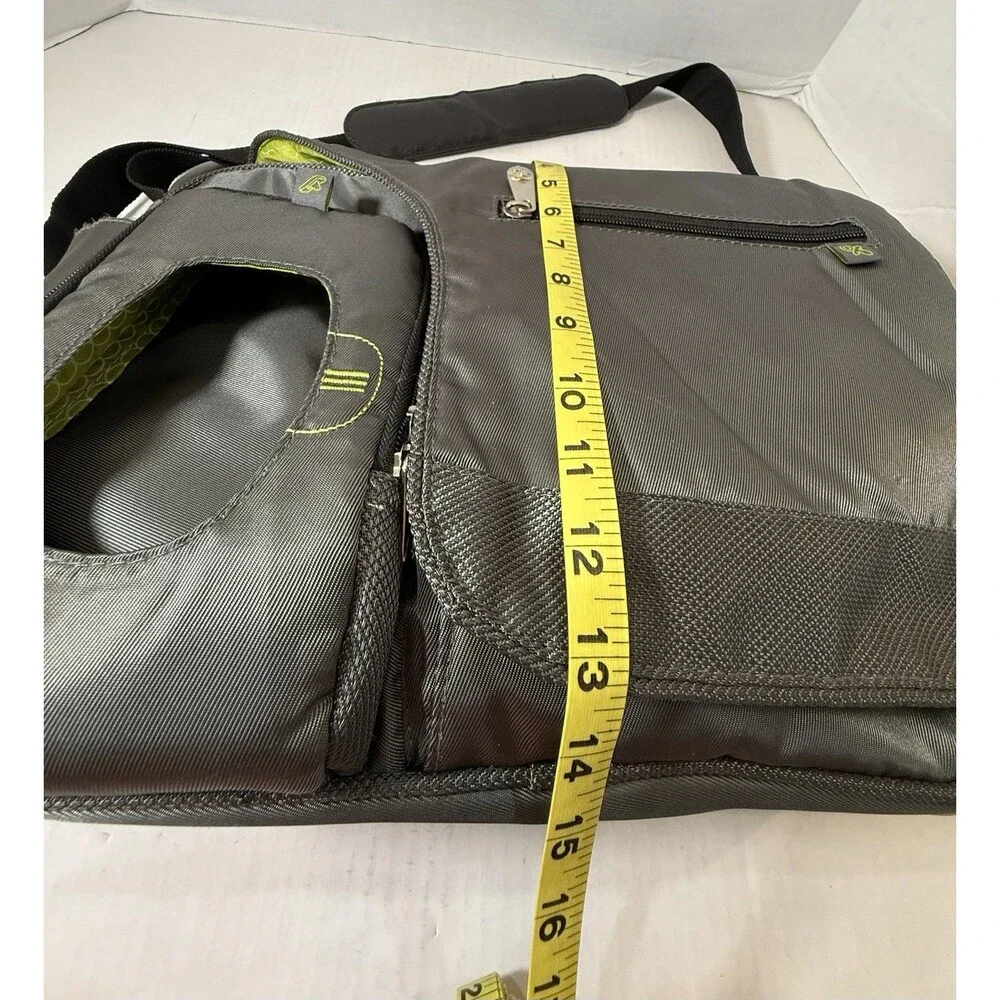 Fisher-Price Fast Finder Deluxe Messenger Diaper Bag Grey Green Baby Organizer